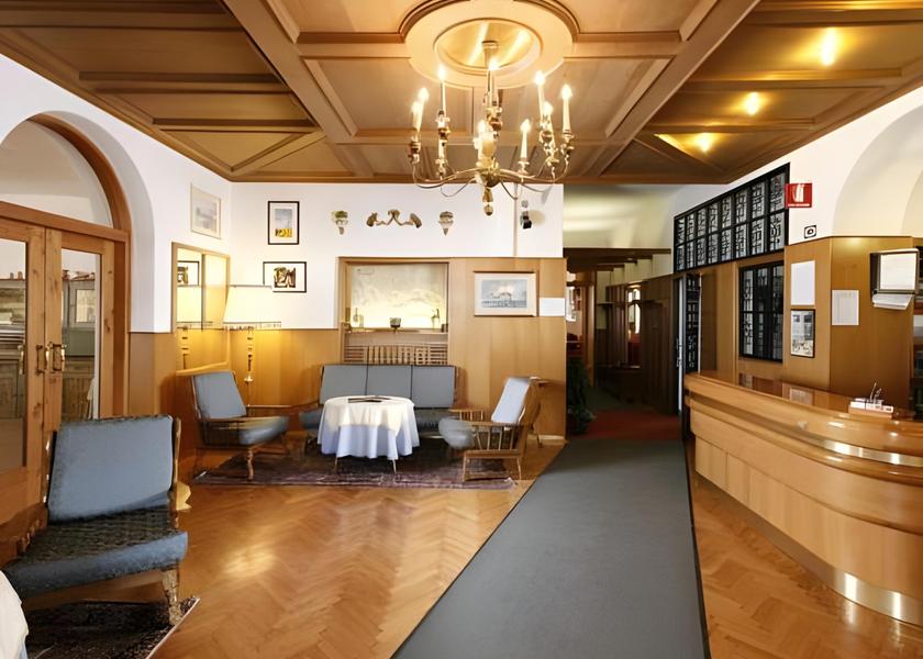 Veneto Cortina d'Ampezzo lobby