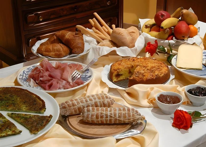 Emilia-Romagna Brisighella buffet