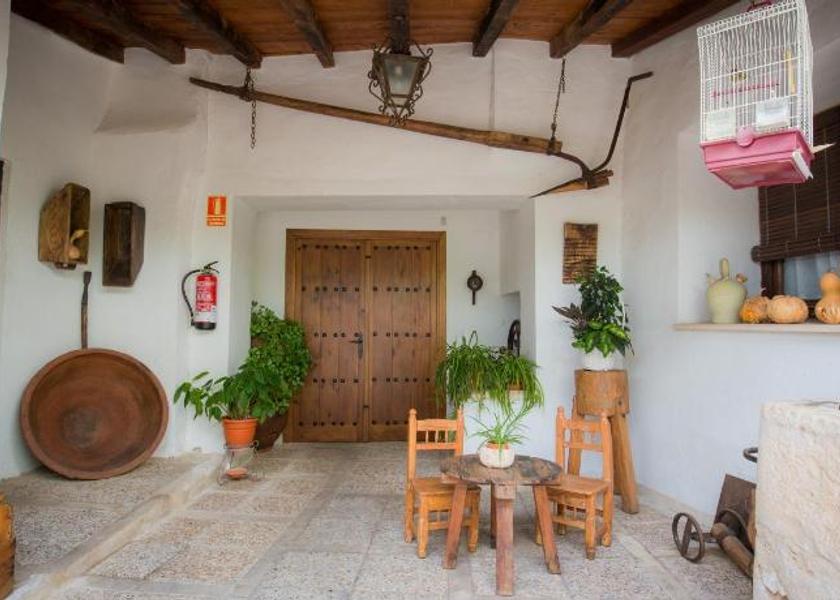 Community of Madrid Chinchon Facilities
