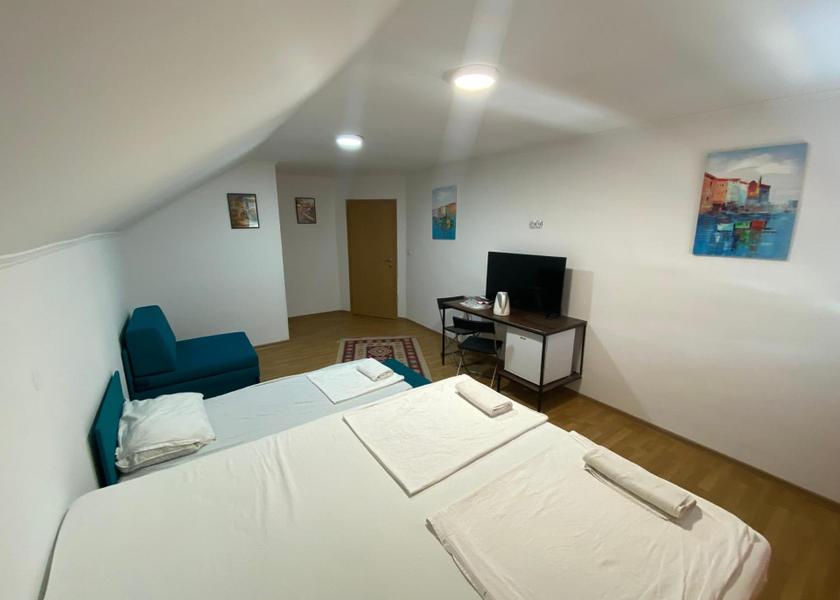 Herzegovina-Neretva Canton Mostar Comfort Quadruple Room