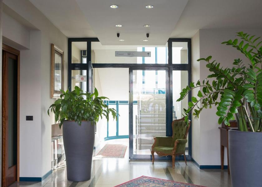 Lombardy Azzano San Paolo lobby