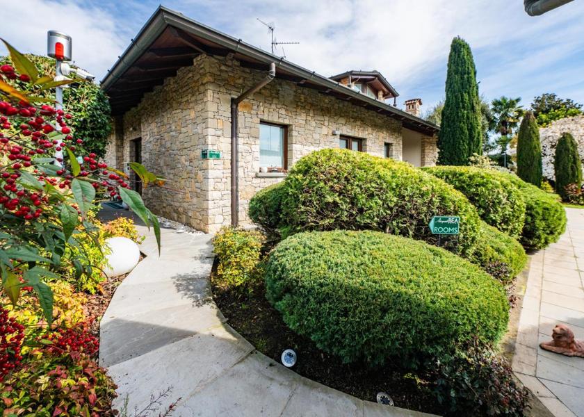 Lombardy Azzano San Paolo garden