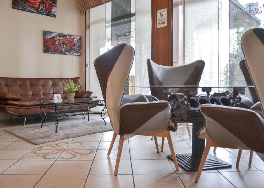 Emilia-Romagna Maranello lobby