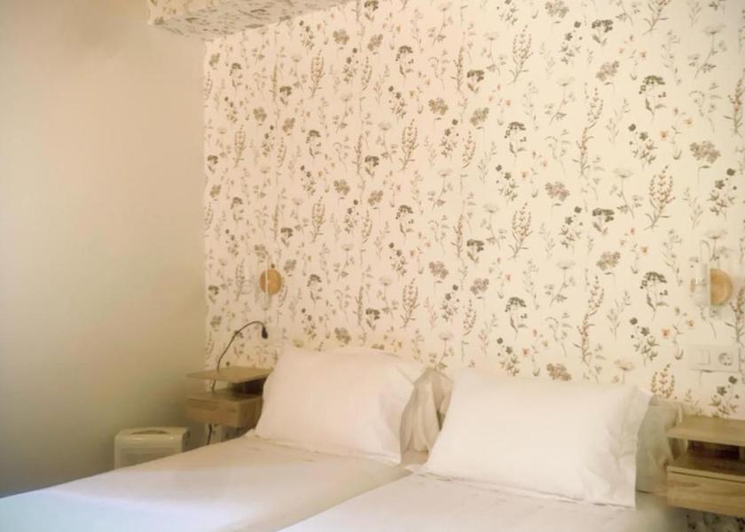 Galicia Santiago de Compostela Triple Room with Private Bathroom
