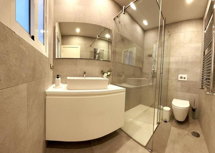Galicia Santiago de Compostela bathroom