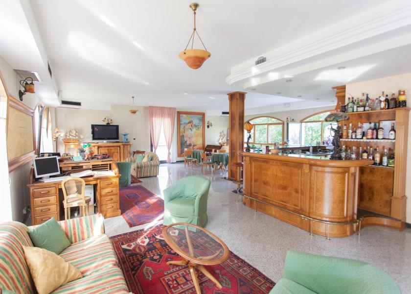 Emilia-Romagna Salsomaggiore Terme shared lounge/tv area