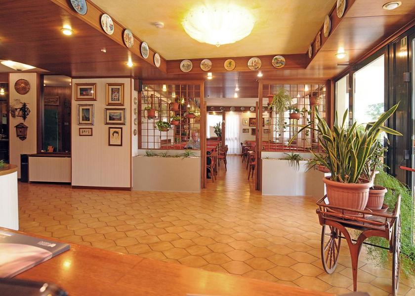 Emilia-Romagna Salsomaggiore Terme lobby