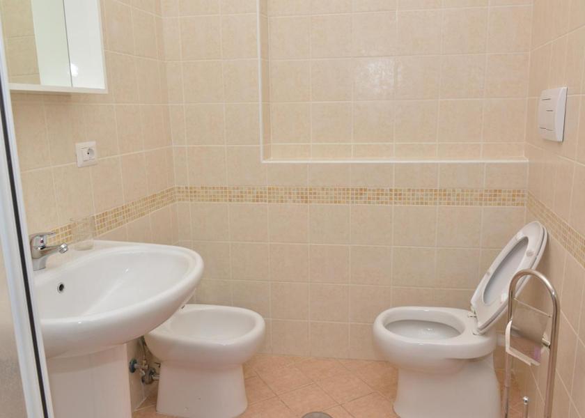 Lazio Rieti bathroom