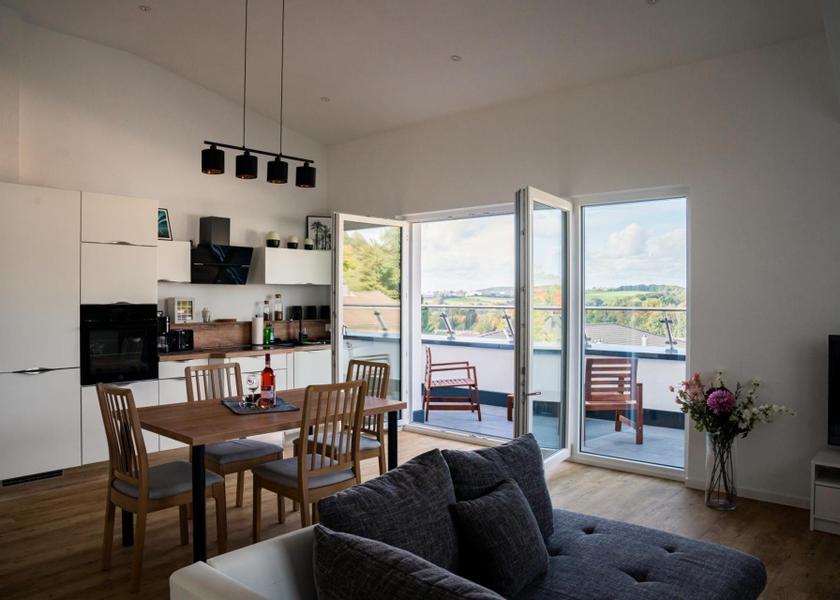 shared lounge/tv area