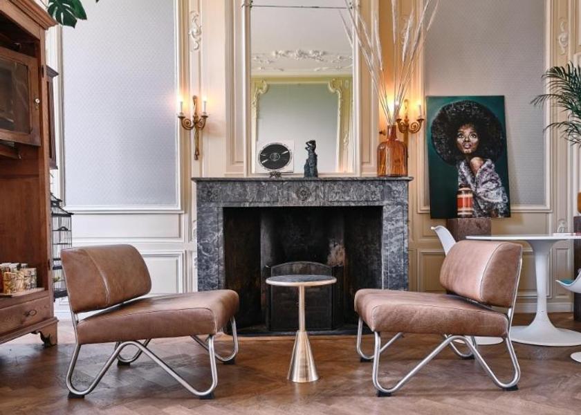 North Holland Velsen-Zuid lobby