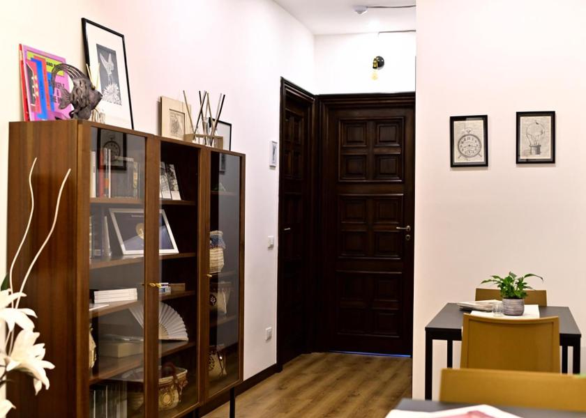 Sicily Palermo shared lounge/tv area