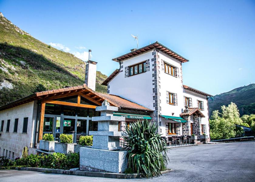 Asturias Belmonte de Miranda exterior view