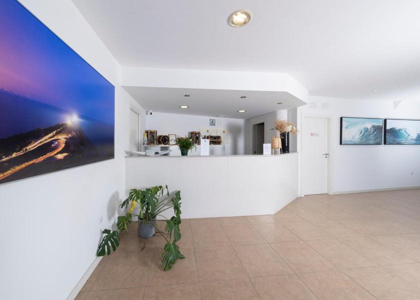 Galicia Fisterra lobby
