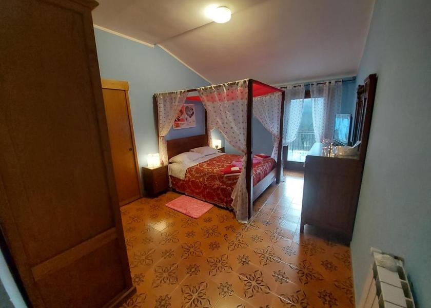 Lazio Collegiove Double Room with Private Bathroom