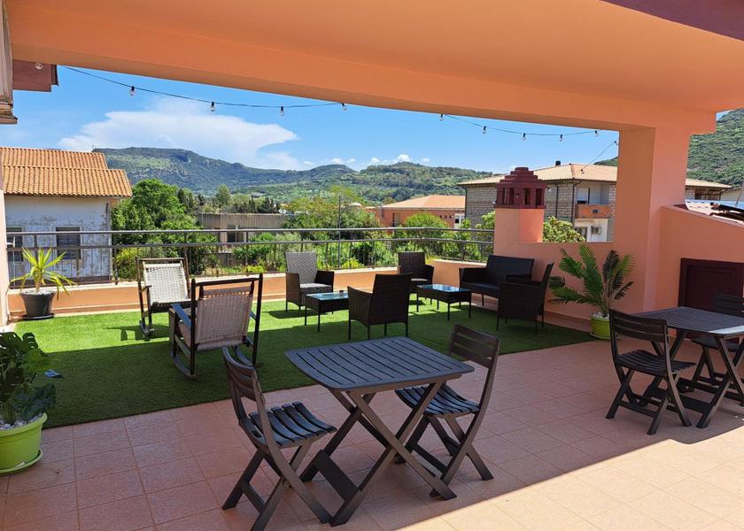 balcony/terrace