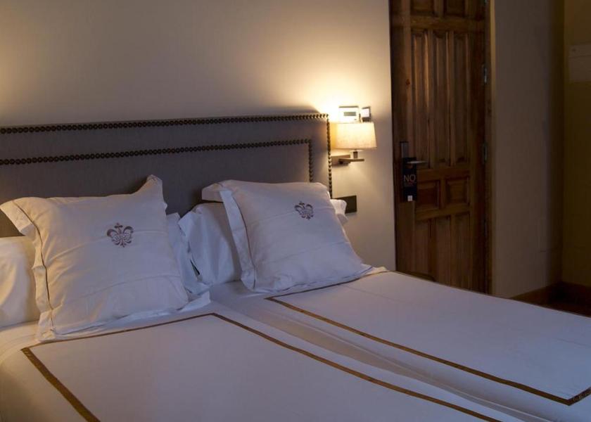 Community of Madrid Navalcarnero Deluxe Double or Twin Room with City View