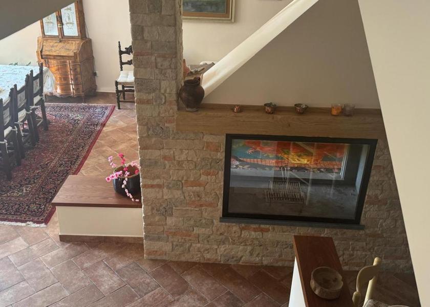 shared lounge/tv area