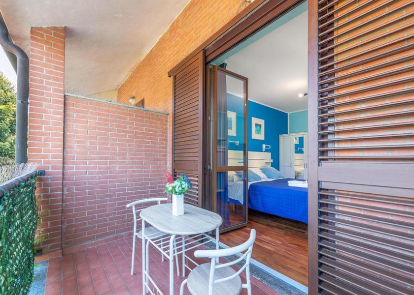 Lombardy Rozzano balcony/terrace
