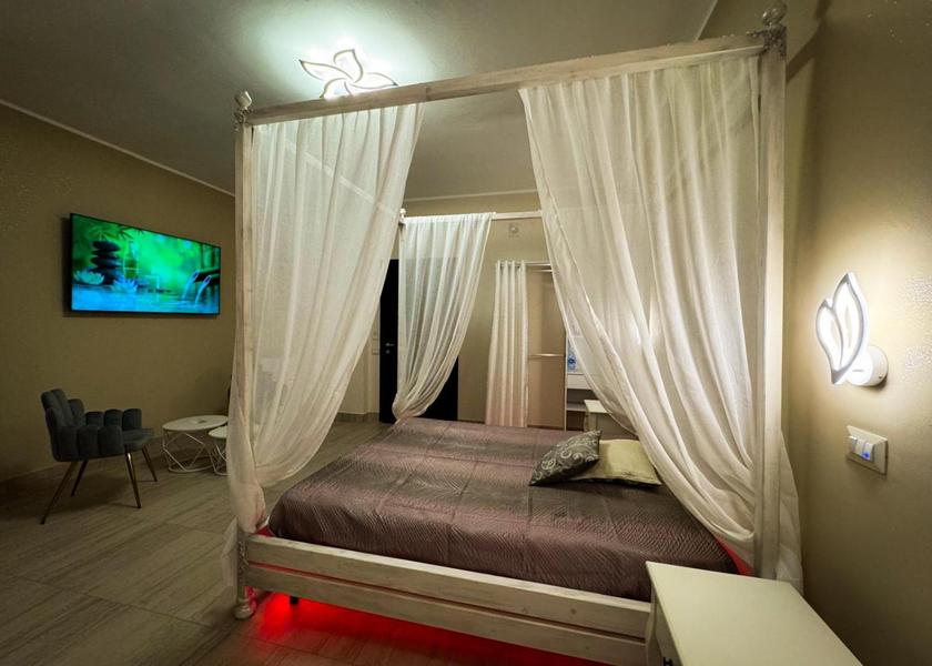 Sicily Castelvetrano Queen Room with Spa Bath