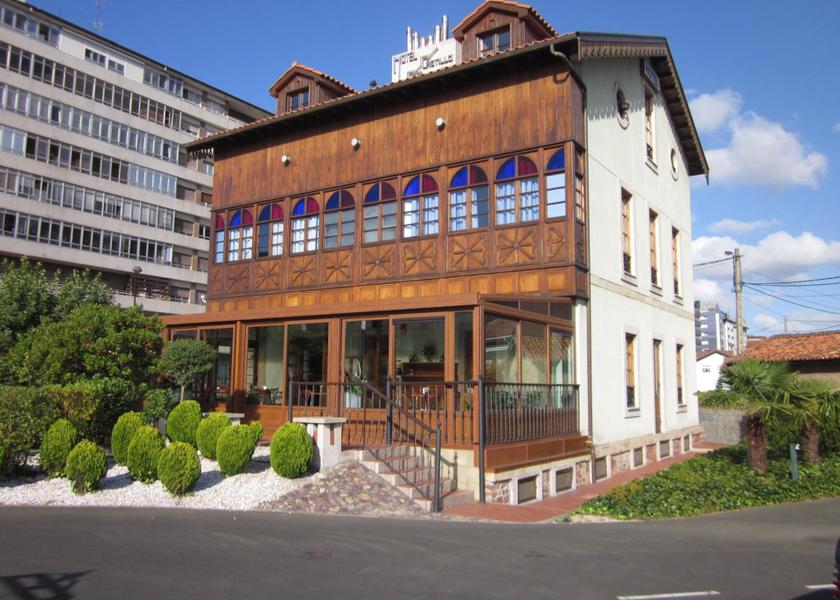 Asturias Castrillon entrance