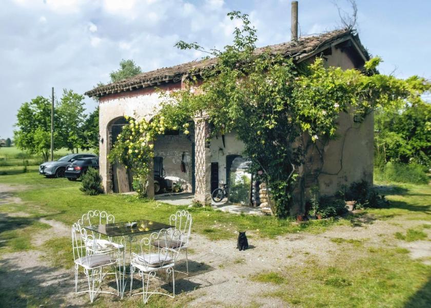 Emilia-Romagna Carpi garden