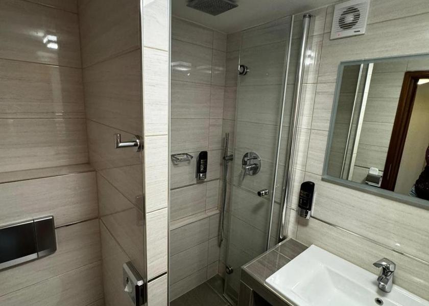 Baden-Württemberg Weingarten Double Room with Private Bathroom