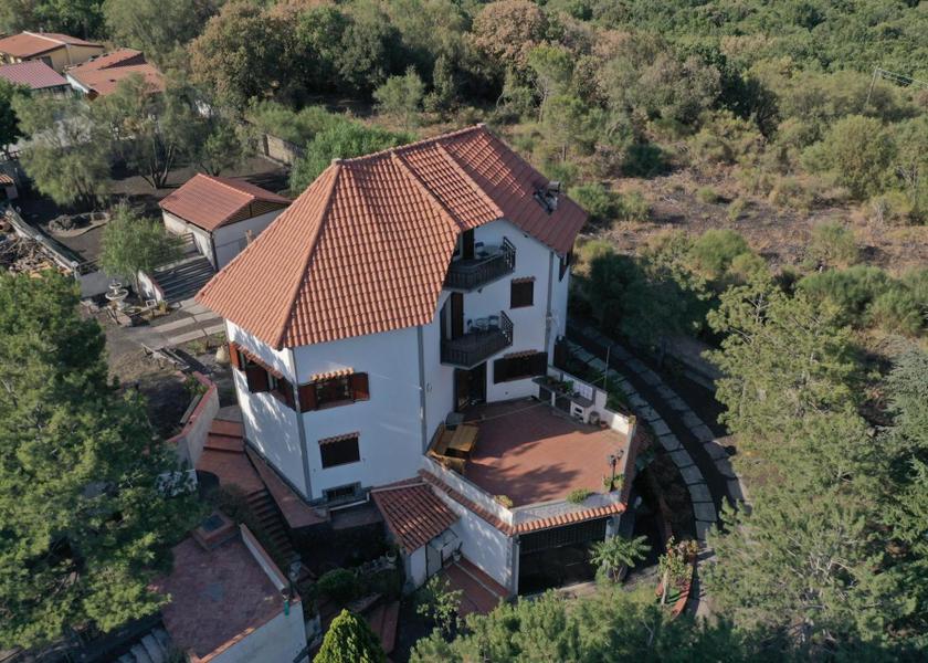 Sicily Nicolosi 