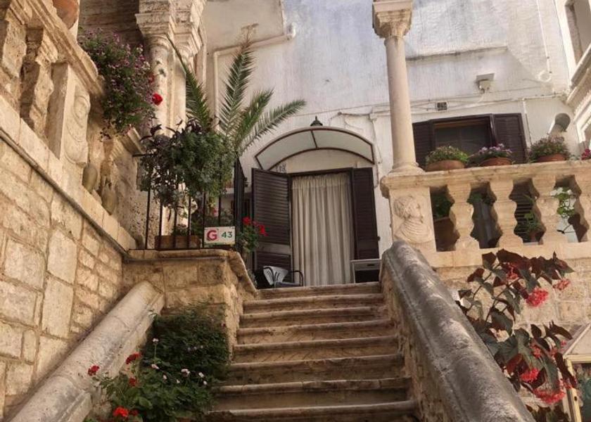 Puglia Giovinazzo Hotel Exterior