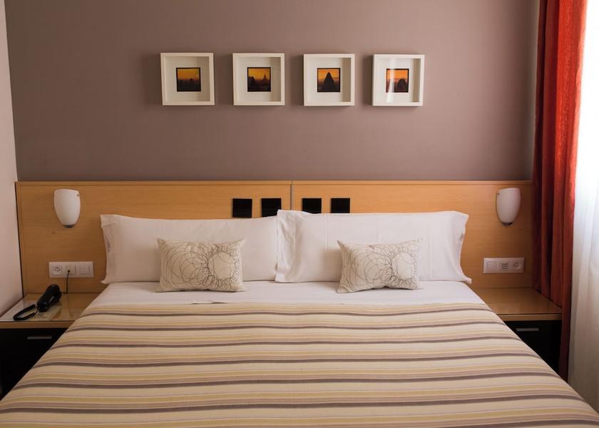 Andalusia Sanlucar la Mayor Room