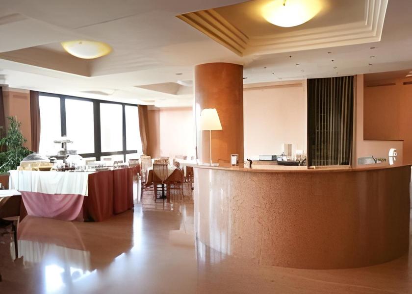 Veneto Affi interior view