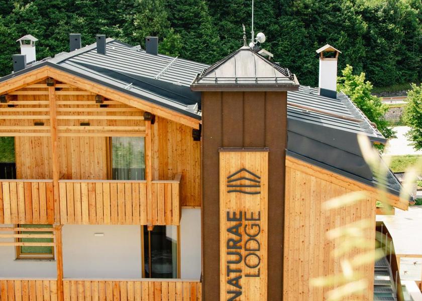 Veneto Alleghe exterior view