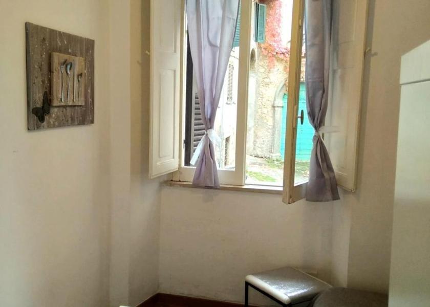 Lazio Arpino Triple Room with Private Bathroom