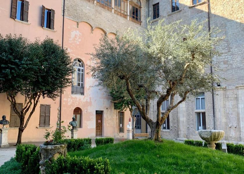 Marche Ascoli Piceno garden