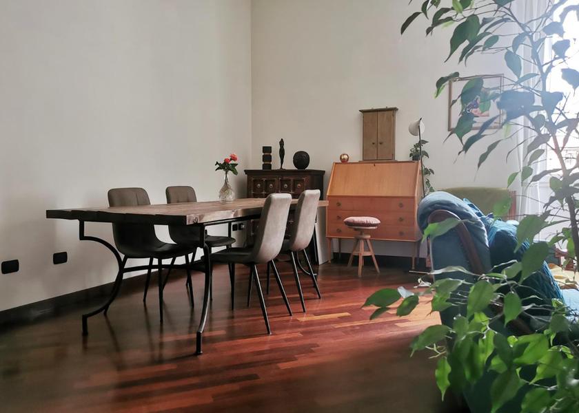 shared lounge/tv area