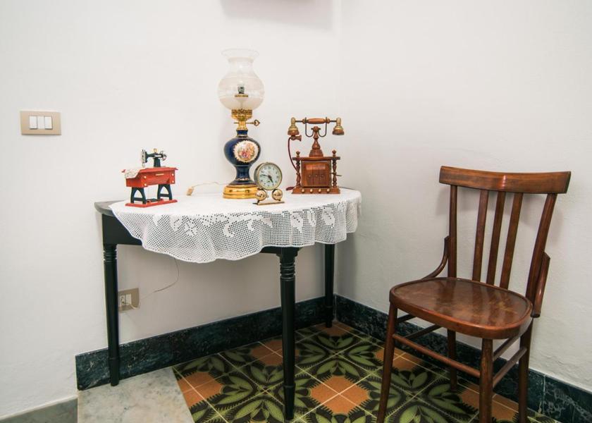 Sicily Avola lobby