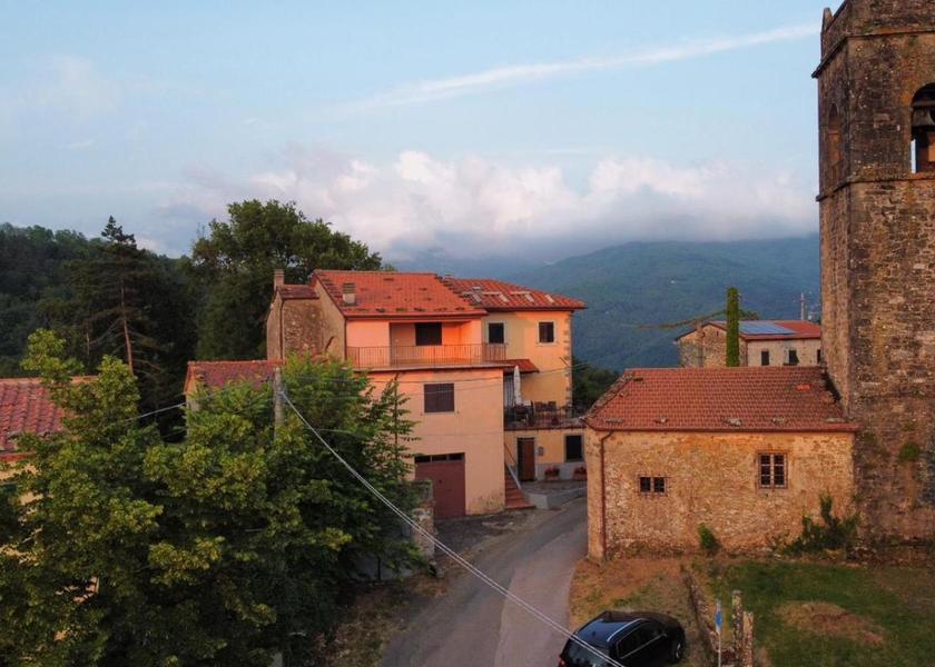 Tuscany Bagni di Lucca surrounding environment