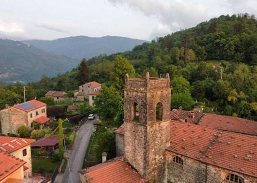 Tuscany Bagni di Lucca exterior view