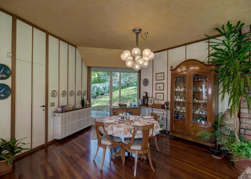 Lombardy Barzanò food and beverages
