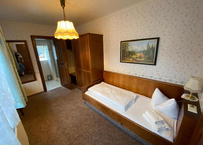 Thuringia Jena Single Room with Shower