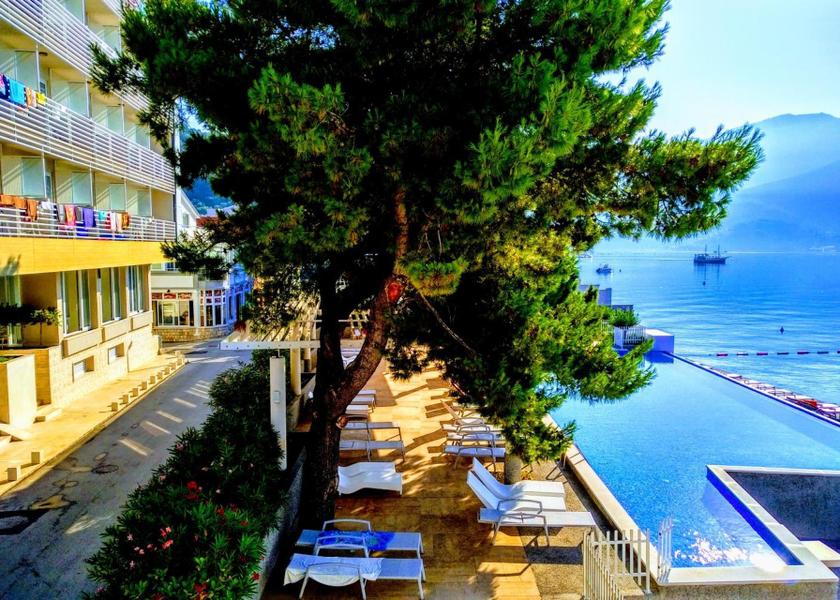  Herceg Novi swimming pool