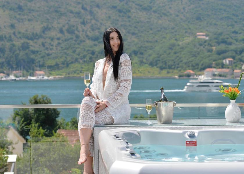  Kotor food and beverages