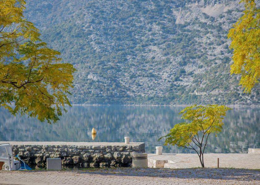  Kotor balcony/terrace