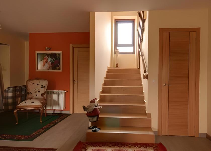 Galicia Barreiros interior view
