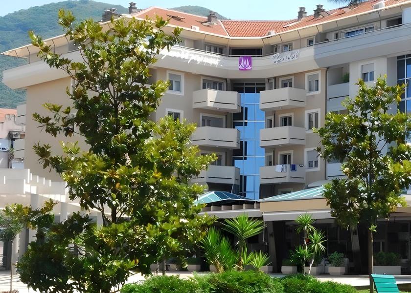  Tivat Hotel Exterior