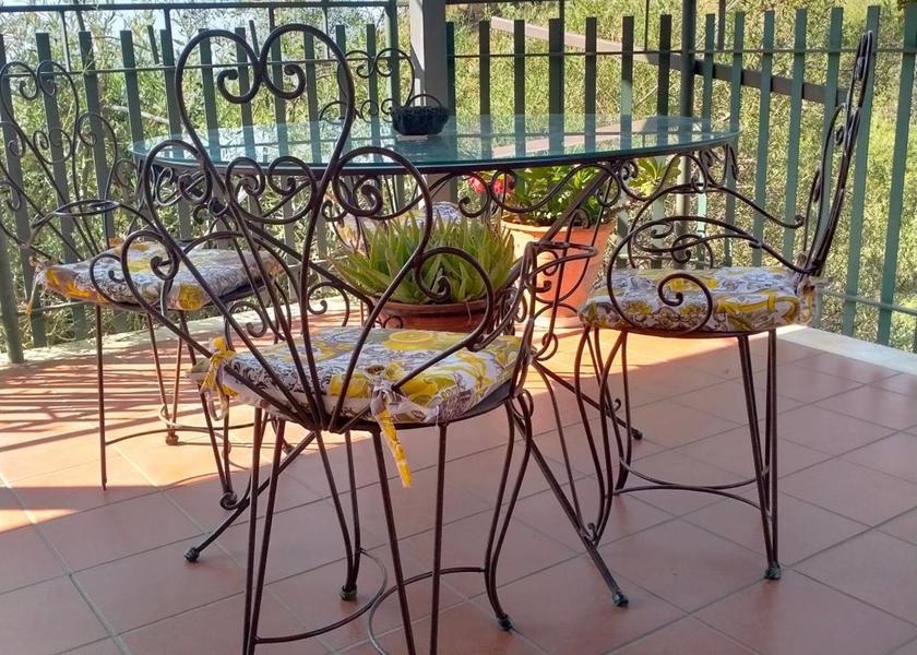 Sicily Calatabiano balcony/terrace