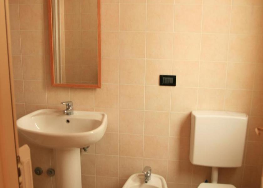 Piedmont Cambiano Large Double Room