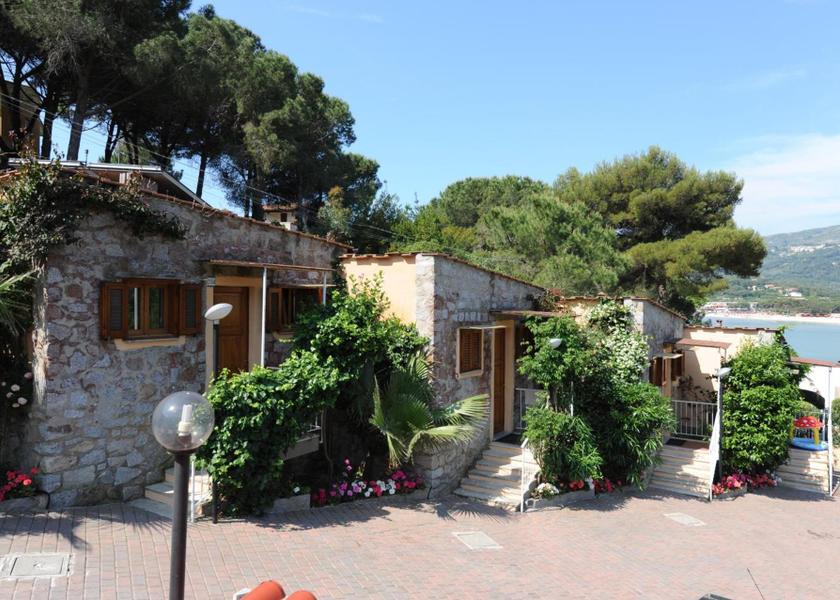 Tuscany Campo nell'Elba entrance