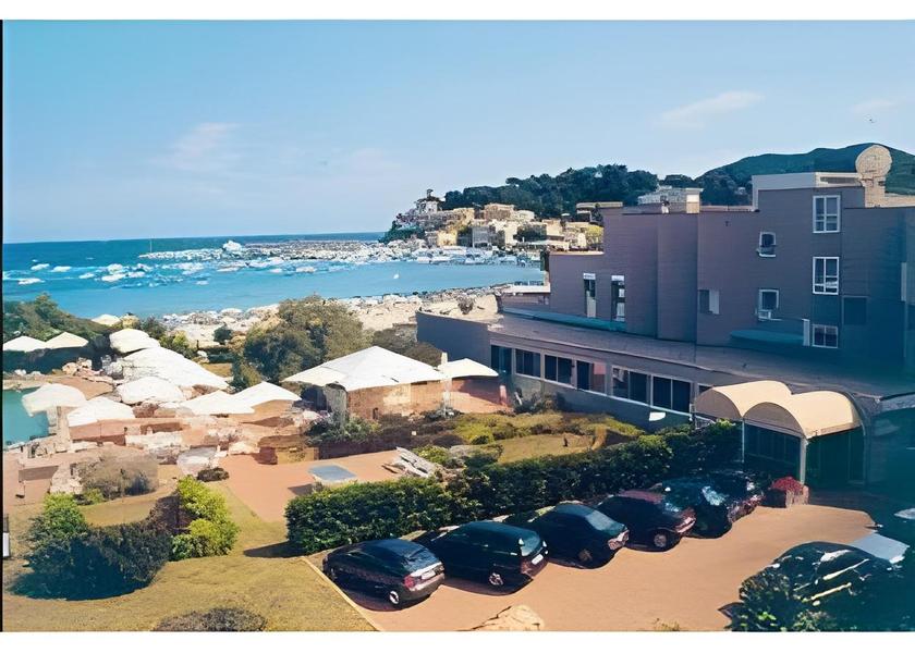 Tuscany Campo nell'Elba surrounding environment