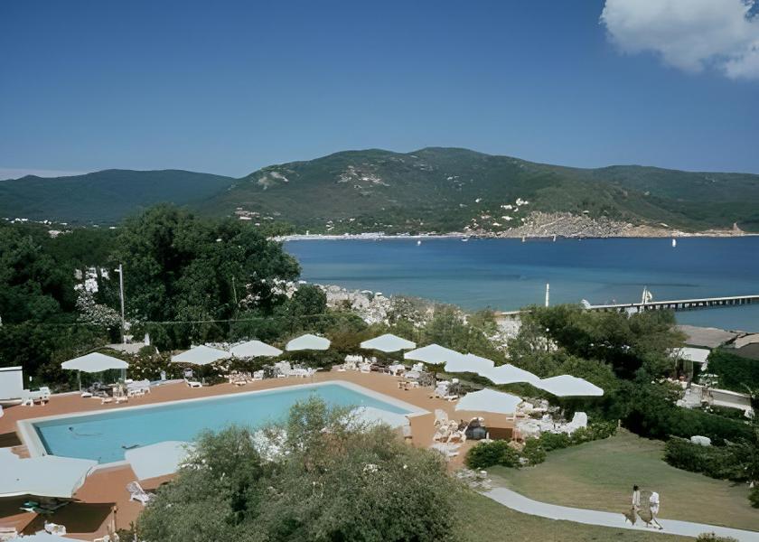 Tuscany Campo nell'Elba surrounding environment