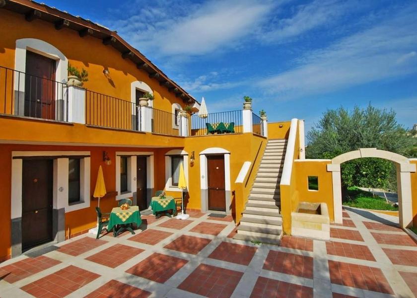 Sicily Carlentini balcony/terrace
